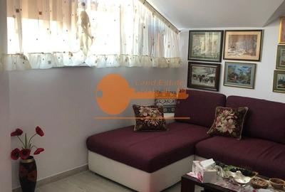 Apartament cu 3 camere decomandat, mobilat în Colentina
