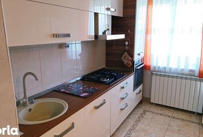 Apartament cu 3 camere semidecomandat, mobilat în Micro 17 - 9