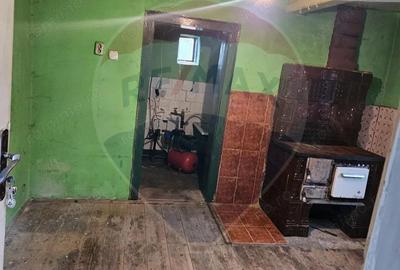 Casa / Vila cu 4 camere de vanzare - 4