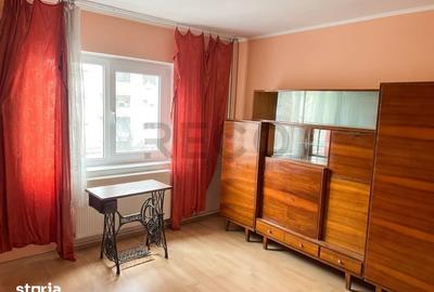 Apartament cu 3 camere decomandat în Decebal - 12