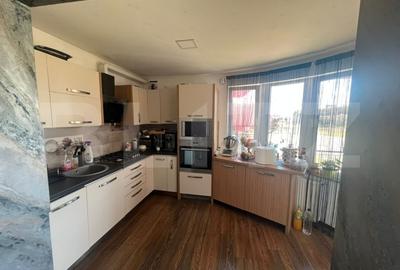 Casa ideala pentru familie – 300 mp utili, 830 mp teren – Ungheni - 9