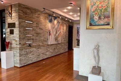 Apartament cu 8 camere decomandat în Herăstrău - 18