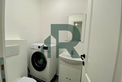 Apartament renovat cu 3 camere si 2 bai in Cartierul Strand - 7