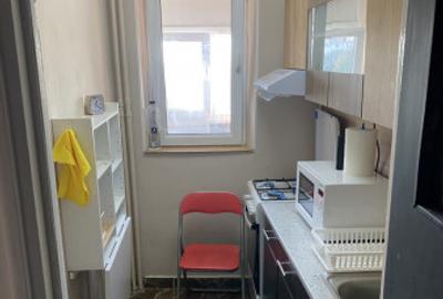 Apartament cu 3 camere semidecomandat în Giurgiului - 8