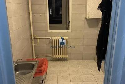 Apartament cu 2 camere decomandat în Apărătorii Patriei