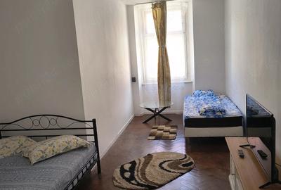 Apartament cu 3 camere decomandat în Central - 4