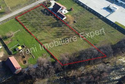 Teren de 4166 mp, în Stănești - 3