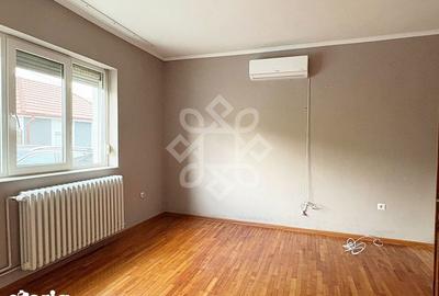 Casă cu 5 camere semidecomandat cu Teren 893 Mp în Ciupercenii Noi - 6
