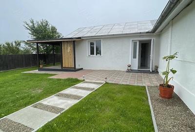 Casă cu 2 camere cu Teren 370 Mp în Păun - 3