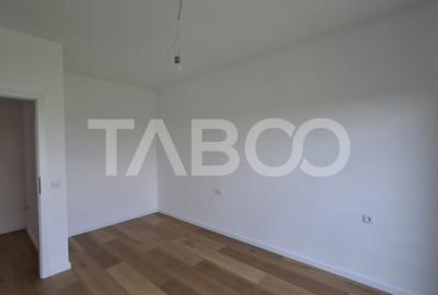 Duplex cu 4 camere cu Canalizare în Șura Mică - 7