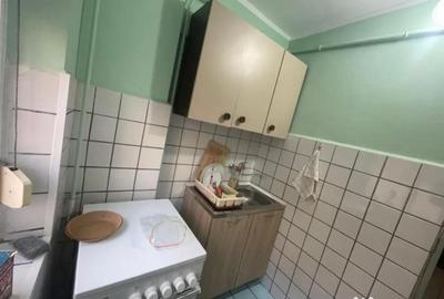 Garsonieră decomandată în 1 Mai - 4