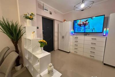 Apartament cu 2 camere decomandat în Central - 3