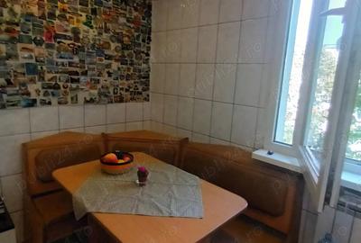 Apartament cu 3 camere semidecomandat în Drumul Taberei - 6