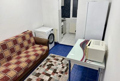 Garsonieră decomandată în Nicolina - 4