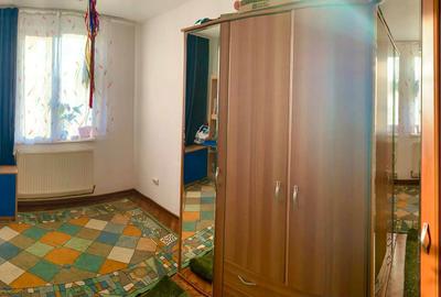 Apartament cu 3 camere decomandat în Petros - 5