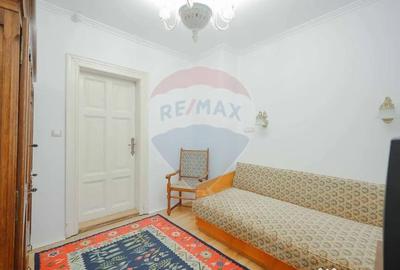 Casă cu 4 camere cu Teren 331 Mp în Central - 12