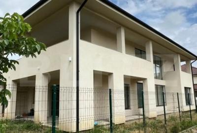 Casă cu 5 camere cu Teren 508 Mp în Carpați 2 - 1