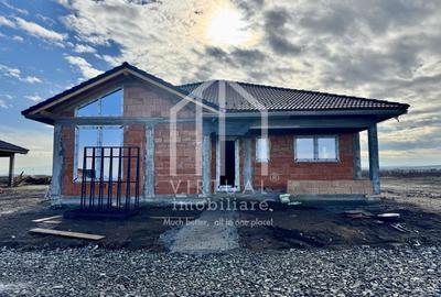 Casă individuală cu 4 camere cu Canalizare în Șura Mică - 3