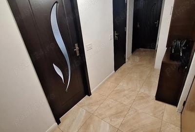 Apartament cu 2 camere decomandat în Rahova - 3