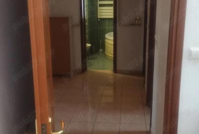 Apartament cu 3 camere decomandat în Libertății - 5