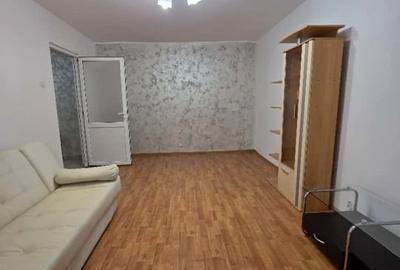 Tatarasi-Doi Baieti-2 Camere Decomandat 49mp-bloc 82' - 1