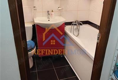 Apartament de vanzare cu 3 camere, zona Titan - Metrou 1 Decembrie 1918 - 9