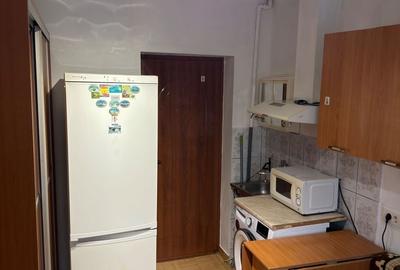 Garsonieră circulară, mobilată în Medicină - 5