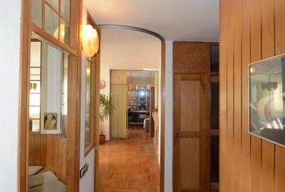 Apartament cu 4 camere decomandat, mobilat în Centrul Civic - 10