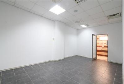 Spațiu comercial, de 330 mp, în Nicolina - 5