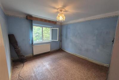 Apartament cu 2 camere decomandat în Calarași 4 - 2