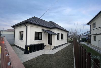 Casă individuală cu 3 camere cu Canalizare în Someșeni - 1