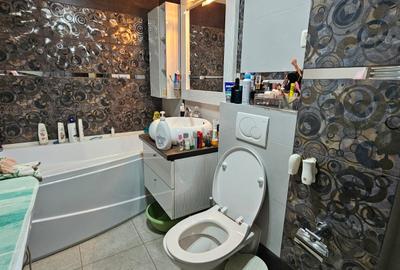 Apartament 4 camere, zona Casa de Pensii - 9