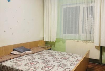 Apartament cu 3 camere semidecomandat în Central - 9