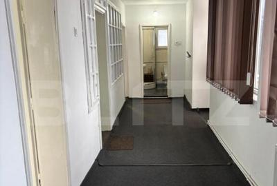 Spa?iu de inchiriat 80 mp + terasa 35 mp | Obcini, Su - 1