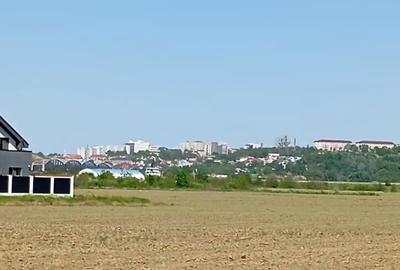 Teren de 600 mp, în Slătioara - 1