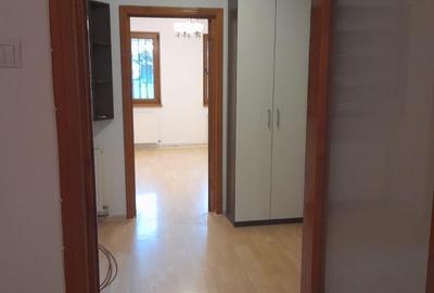 Casă individuală cu 2 camere cu Teren 100 Mp în Moșilor - 9