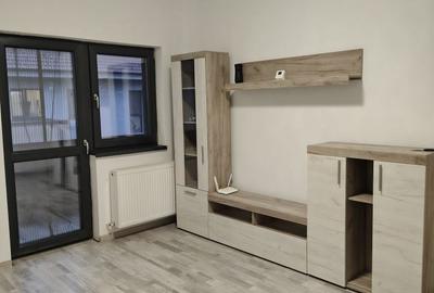 Garsonieră decomandată în Central - 1