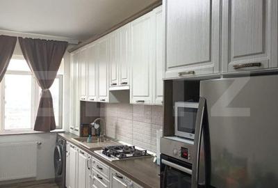 Apartament 3 camere, parcare, panorama superba, zona Burdujeni - 2