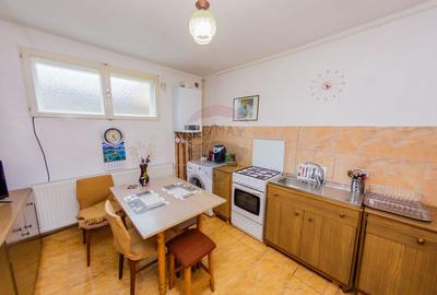 Casa  de vanzare cu 3 camere Ultracentral Baia Sprie Schimb Apartament - 4