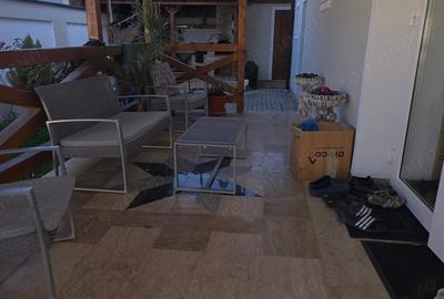 Casă cu 5 camere în Zăvoi - 2