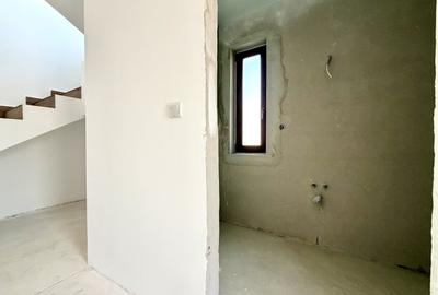 Duplex cu 4 camere cu Canalizare în Dumbrăvița - 14