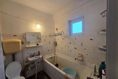 Apartament cu 4 camere decomandat, mobilat în Central - 2