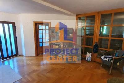 Casă cu 4 camere cu Teren 842 Mp în Trivale - 10