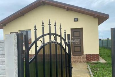 Casă cu 3 camere cu Teren 400 Mp în Central - 16