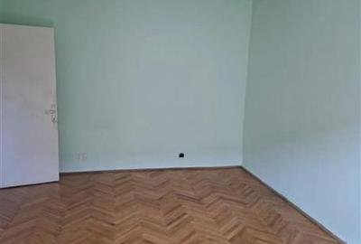 Garsonieră decomandată în Dâmbovița - 3