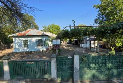 Casă cu 4 camere în Urlueni - 1