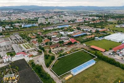 Spațiu comercial, de 500 mp, în Central - 6