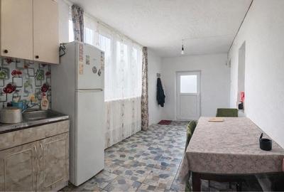 Casă cu 4 camere cu Teren 4000 Mp în Musculești - 1