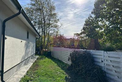 Casa 3 camere + dependin?e, curte 380, Sabareni - 18