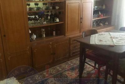 Apartament cu 3 camere semidecomandat în Babadag - 2